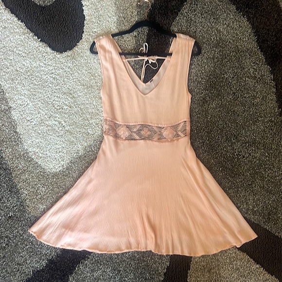 FREE PEOPLE Peach fairycore🍑 V-Neck Mini Dress with Lace Cut Out - Picture 3 of 10